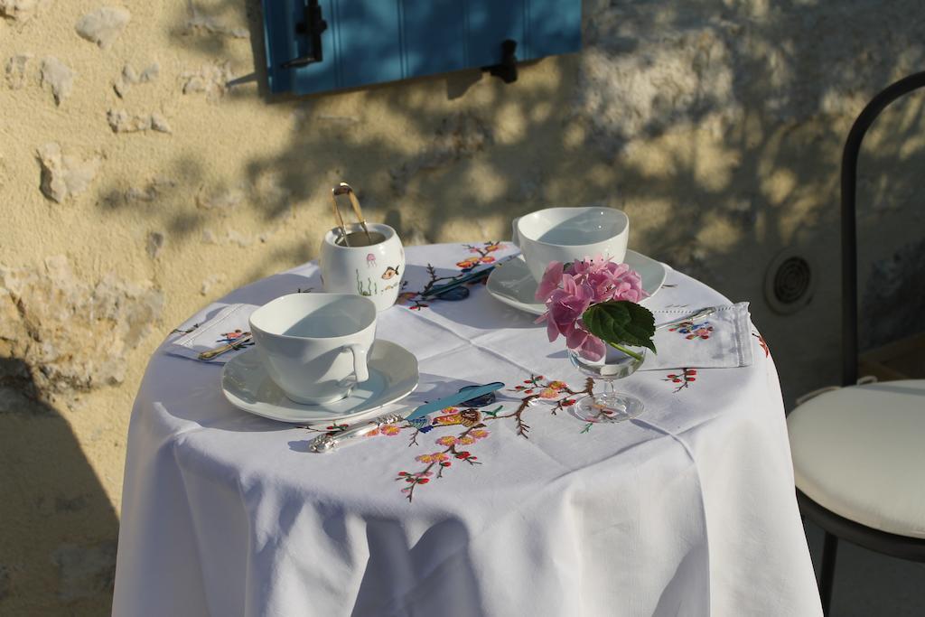 Maison D'Hotes Las Baillargues De Haut Mouchan ภายนอก รูปภาพ