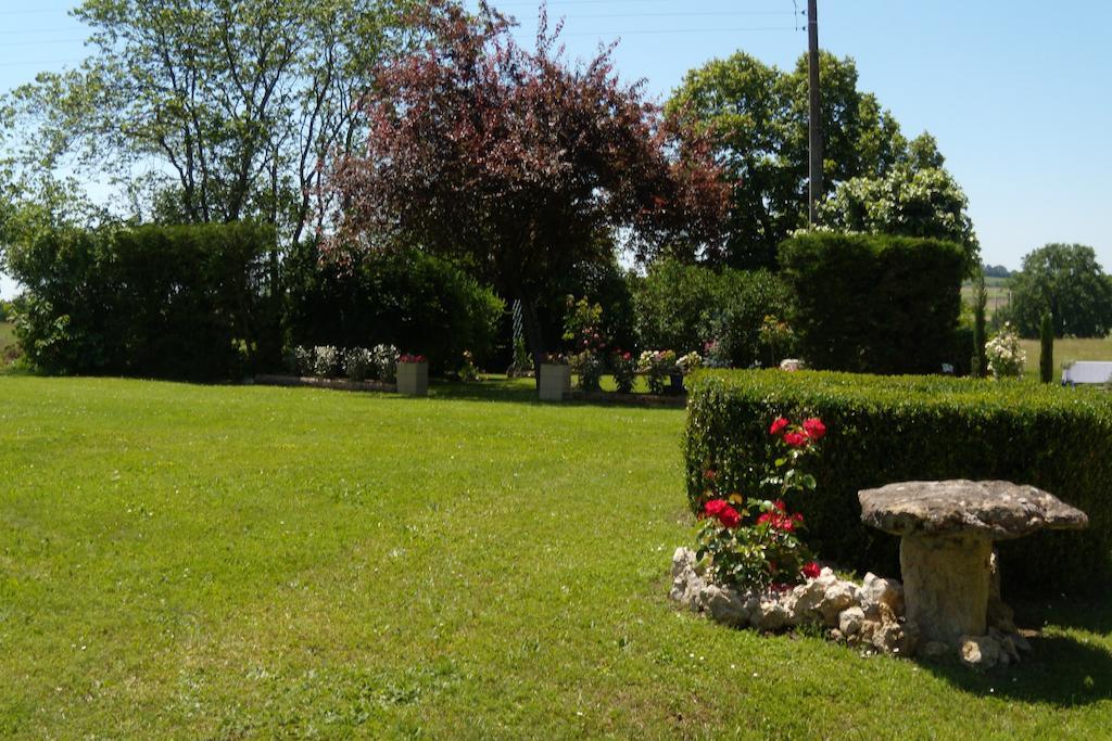 Maison D'Hotes Las Baillargues De Haut Mouchan ภายนอก รูปภาพ